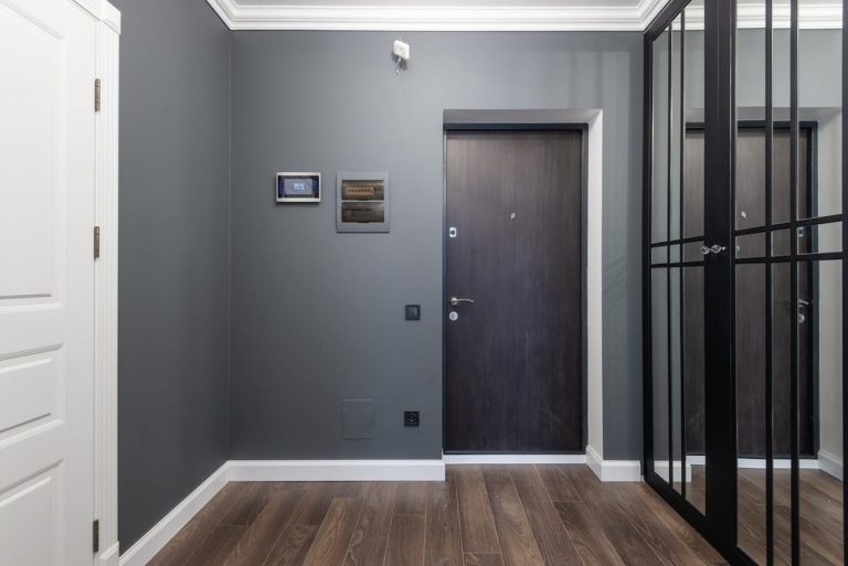 Drzwi domowe: jak zwiększyć energooszczędność i komfort wnętrza?